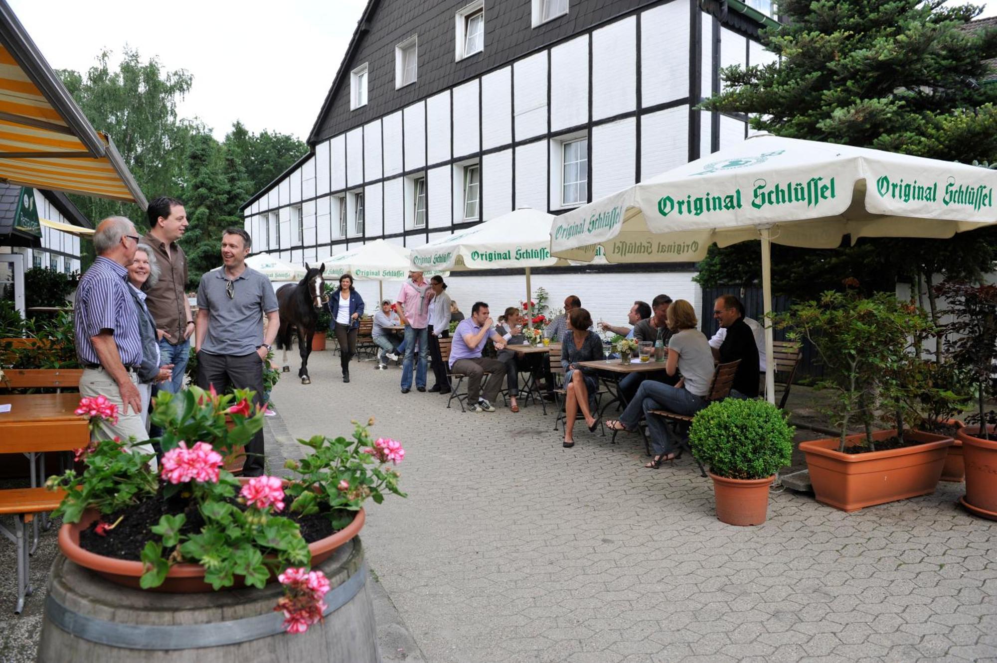 Hotel Gut Moschenhof Düsseldorf Exterior foto